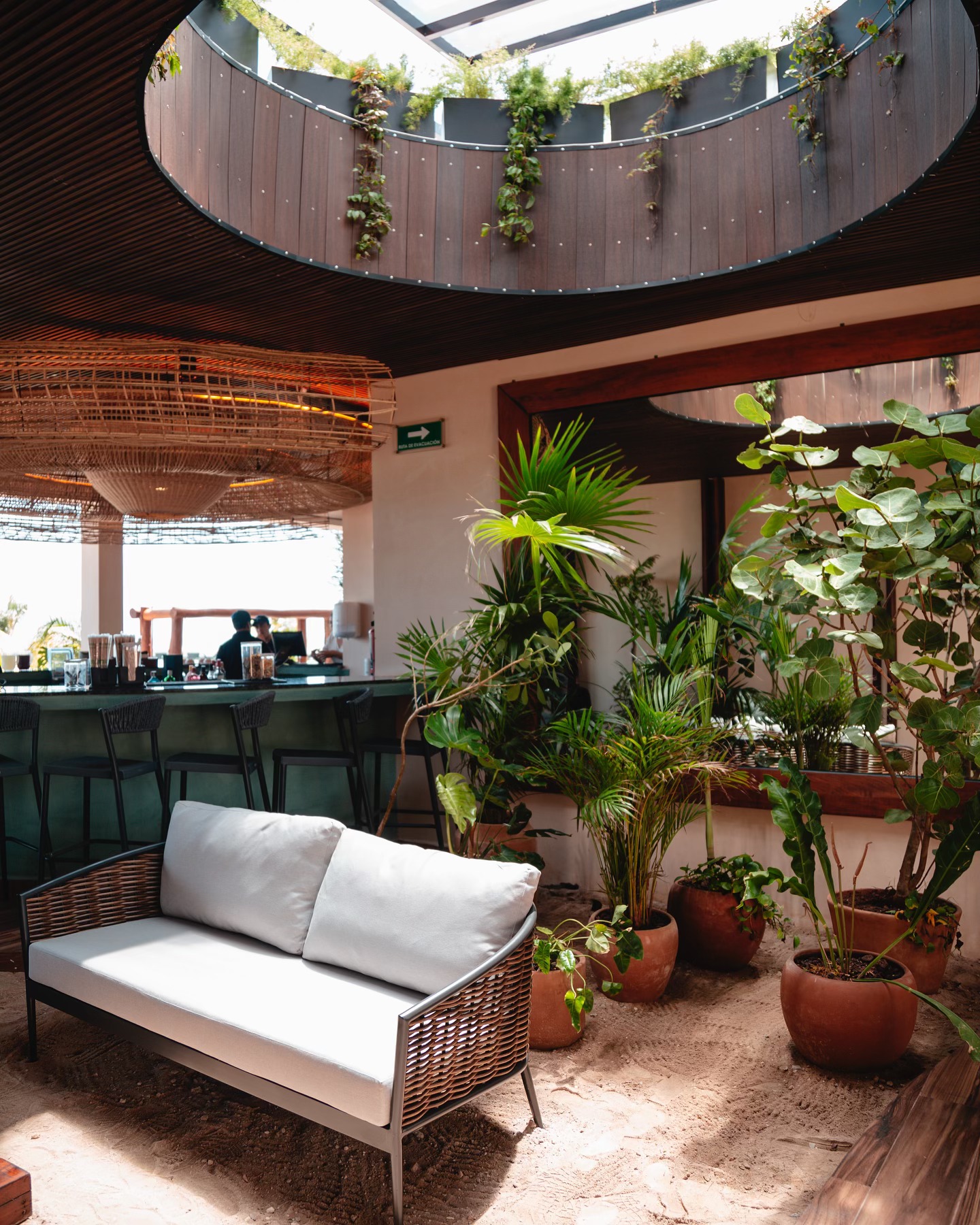 481129375_122213002010222950_3736116012106127243_n